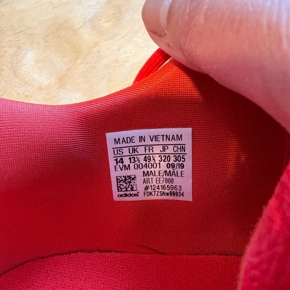 NWOT Adidas Mens Oozweego Tr Sneakers Red Size 14 Athletic Outdoor Running Shoes - Picture 9 of 9